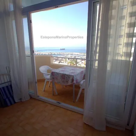 Emp 14, West Views, Marina, Puerto Paraiso, Διαμέρισμα *